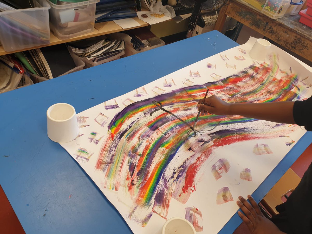 CHAOSLocalUK's tweet image. Throughout June &amp;amp; July @chaosgroupuk was able to partner with #ArtsLab! 🎨  

A unique project was underway where students from @PenairSchool &amp;amp; @RichardLanderUK learned to explore how illustration &amp;amp; imagination can help with anxiety, and how it can support optimism &amp;amp; hope!