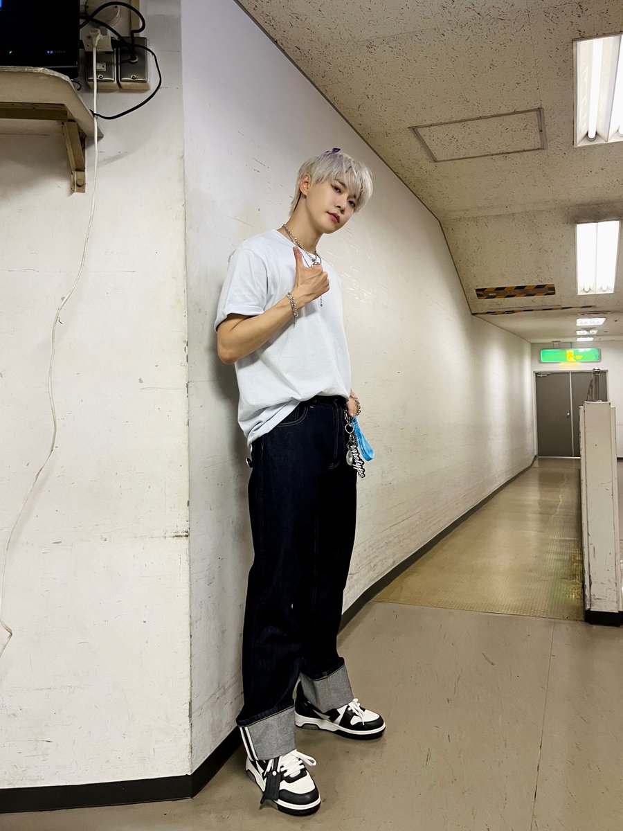 NCTsmtown's tweet photo. 오늘의 공연 함께해 줘서 고마워요. 
덕분에 노래했어요. 
내일도 열심히 해볼게!!

今日の公演を一緒にしてくれてありがとうございました。
みなさんのおかげで歌えました。
明日も一生懸命頑張るぞ！！ - #DOYOUNG

#도영 #Dear_Youth
#DOYOUNG_Dear_Youth #NAGOYA 
#NCT #NCT127 https://t.co/PylH2vyacS