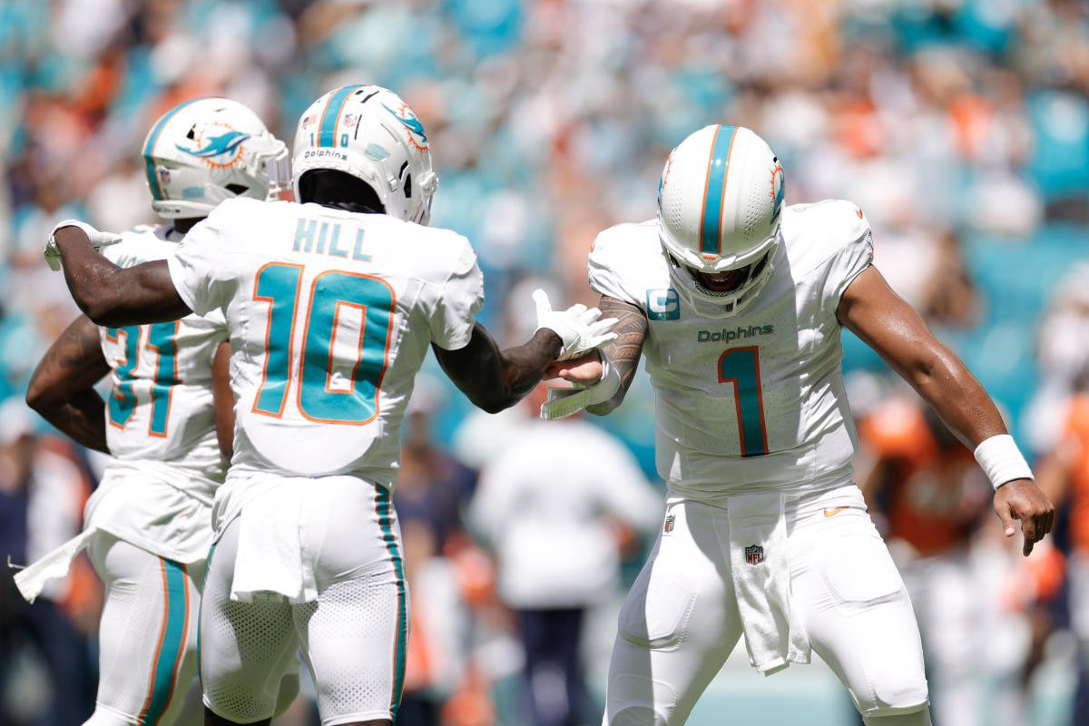 DavidFischer's tweet image. To celebrate our first VICTORY SATURDAY, let’s do a Miami Dolphins community building post! If you are a Miami Dolphins fan, repost this post and add your handle in the comments. Follow all that do and let’s ALL have our Fins voices heard!!