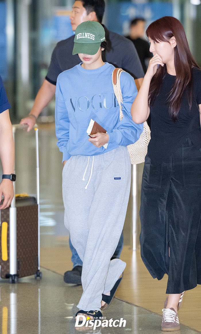 LISANATIONS tweet media