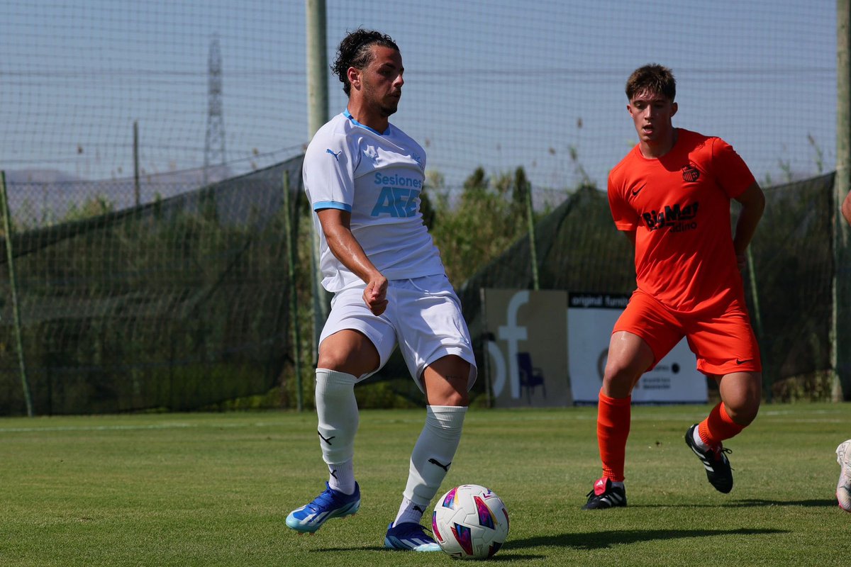 📢⚽️‼️ La Selección #AFEFútbol aprueba con buena nota el triangular ante el <a href="/CD_Eldense/">CD Eldense</a> (0-1) y el <a href="/tcf_oficial/">Torrent C.F.</a> (0-2).

📝 ¡Crónica del partido! 👇🏻

🔗 afefutbol.com/Cronica-Selecc…

#SesionesAFE 35