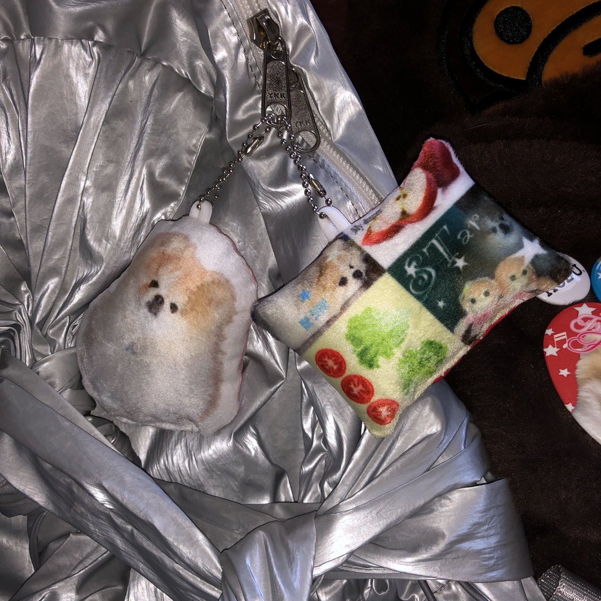 🍒후르츠 호돌라 굿즈 통신판매🍉 
 ~ Fruits Hodola Goods ~ 

⏰일시- 08.11 13:00~ 08.16 20:30

🔗 takemm.com/prod/view/30551

🍀#RT추첨 #RT이벤트 1분께 원하시는 스티커 2세트를 드려요!🍥

🐚문의사항은 dm 주세요💕

🐶인건비와 제작비를 제외한 수익의절반은 유기견/묘 센터에 기부됩니다. 🐱