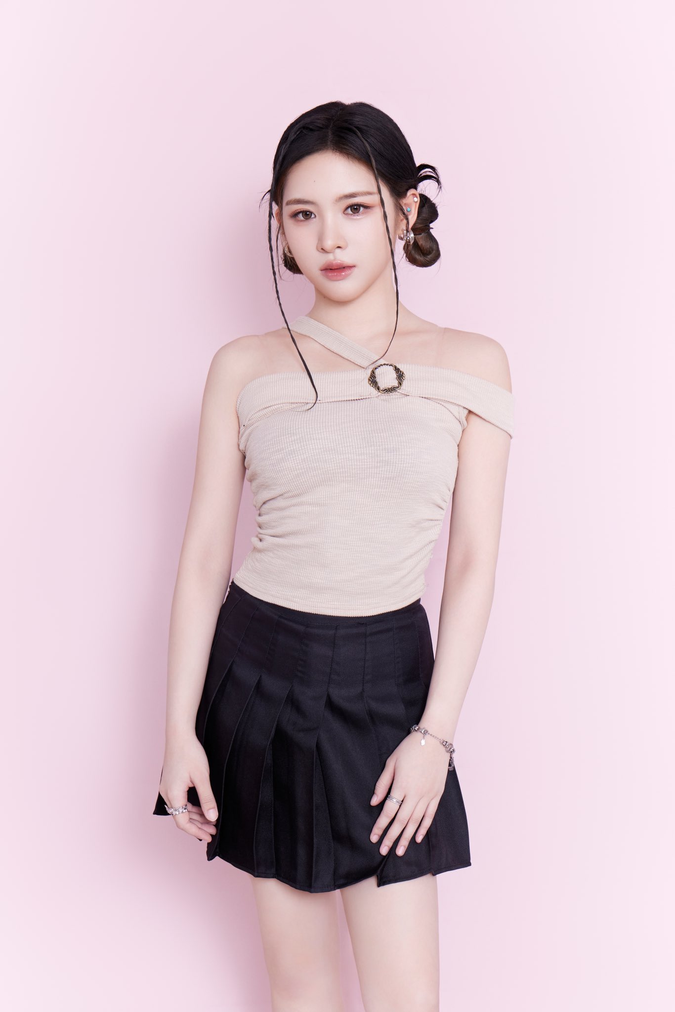 GUnwNmPWoAAm-C3?format=jpg&name=large