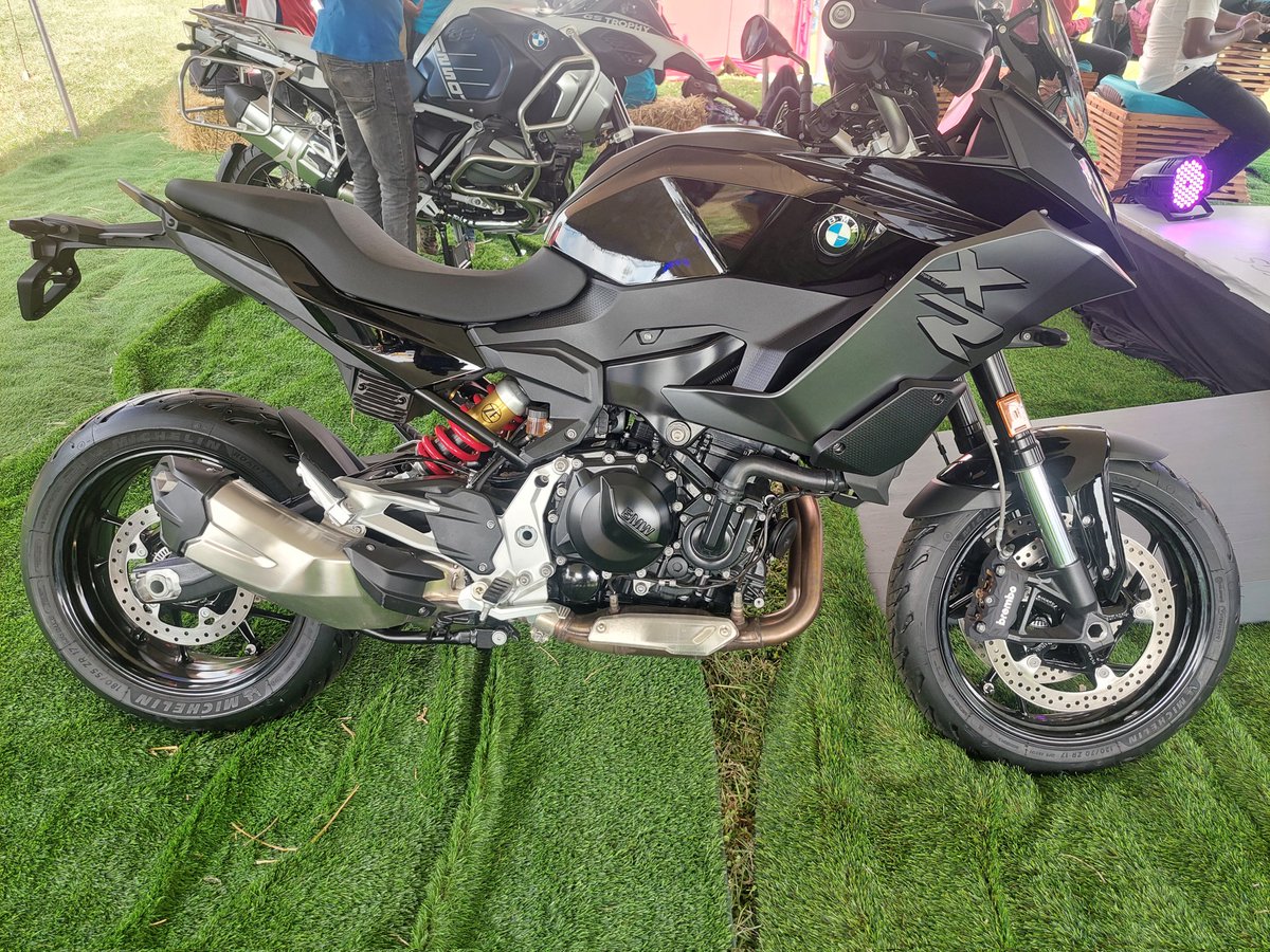 Stan_Subru's tweet photo. She belongs to the streets this one!

Not unveiled today but I love her.

The F900 XR by #BMWMotorradKe 

If you're here at Waterfront Mall, come to their stand and feel #HungryForMore as you #MakeLifeARide https://t.co/Bpi3YDApfN