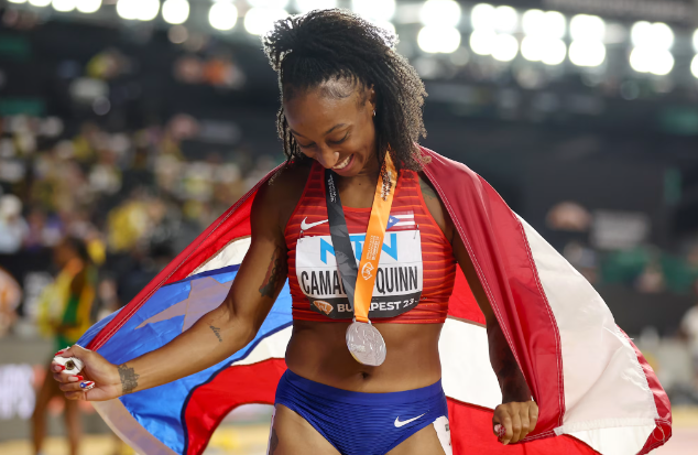 2010MisterChip's tweet photo. #JuegosOlímpicos #Paris2024 #Athletics
[AT] ATLETISMO: 100 m con vallas femenino.

Jasmine Camacho-Quinn #PUR 🇵🇷 (bronce🥉) es la PRIMERA deportista puertorriqueña (hombre o mujer) con 2 medallas olímpicas, tras el oro en esta prueba en Tokio 2020.

#Olympics #OlympicGames https://t.co/VP7fIYBtMi