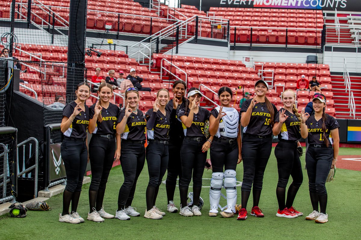Easton Fastpitch (@eastonfastpitch) on Twitter photo The bumblebees of Team Easton ๐๐ The bumblebees of Team Easton ๐๐