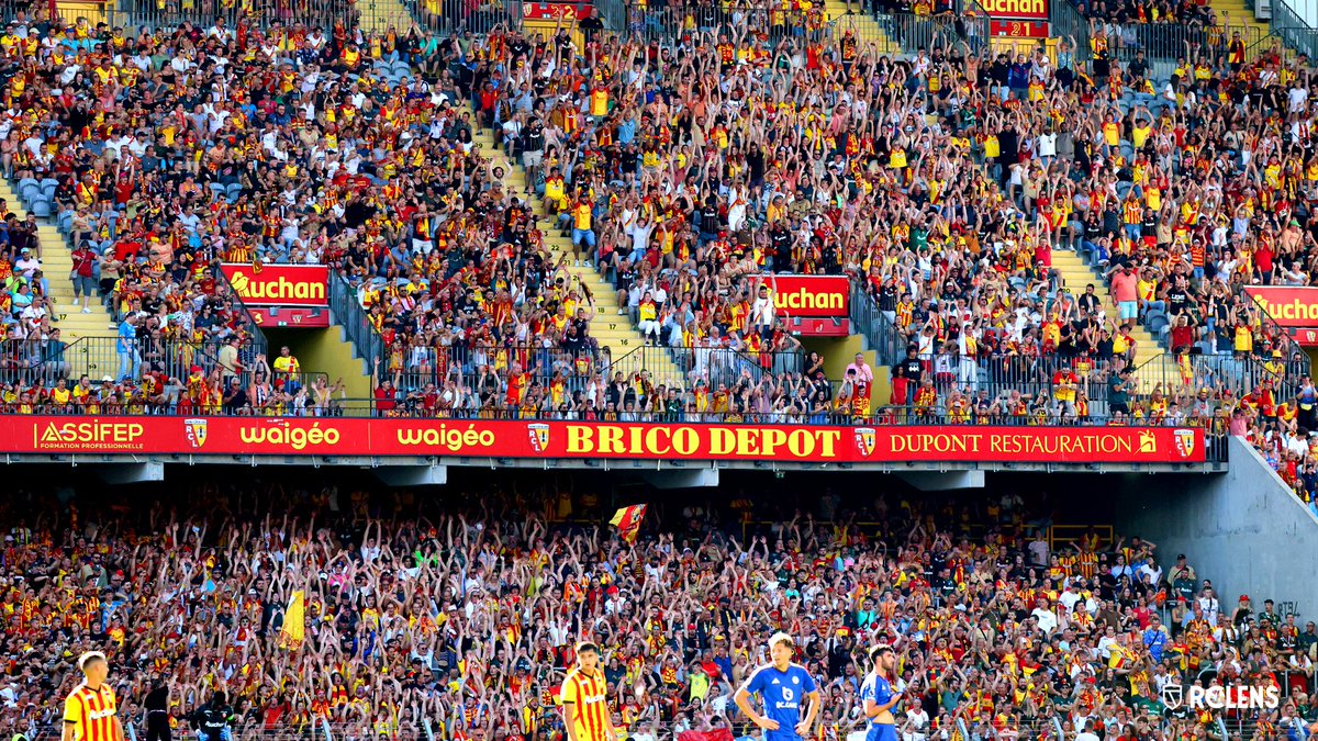 RCLens's tweet photo. À 𝑐ℎ𝑜𝑒𝑢𝑟 joie ❤️💛
#RCLLFC #PrépArtésienne https://t.co/zNtrUthWQb