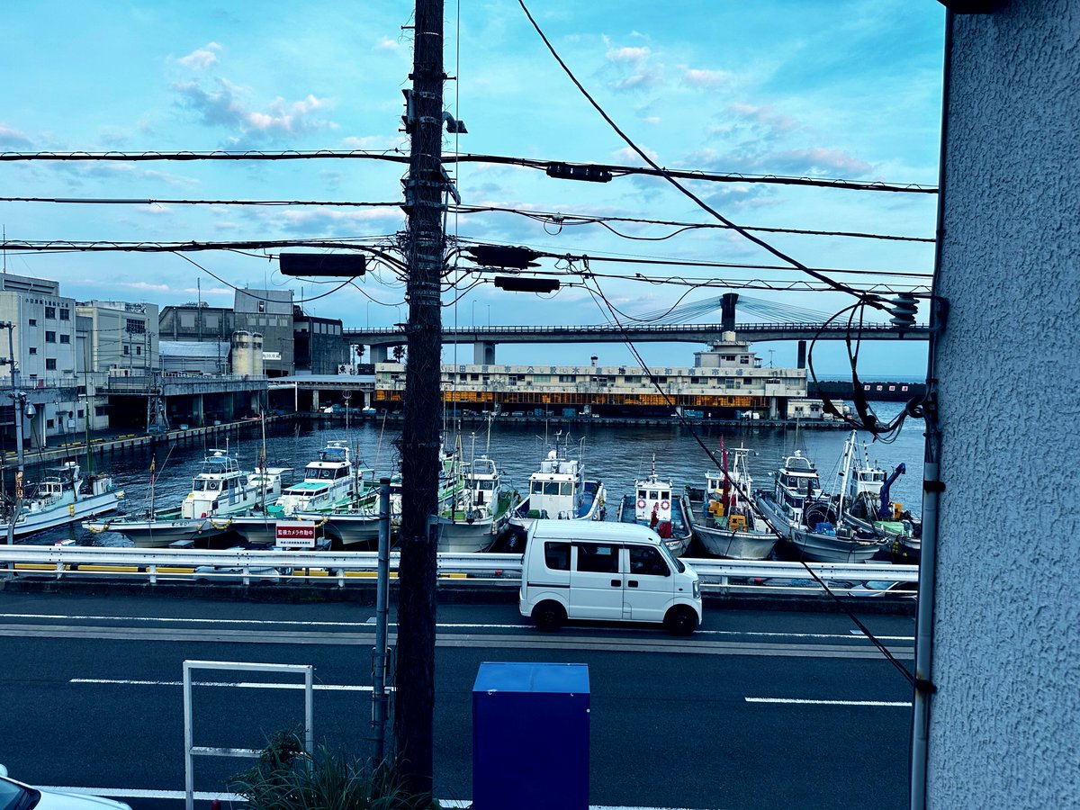 小田原市、松田町、南足柄市、箱根町、真鶴町、湯河原町、中井町、二宮町、平塚市、厚木市、愛川町、逗子市など県西、湘南、県央、神奈川県全域からの緊急配送、時間制貸切チャーター便などのご依頼は、軽貨物運送のダイスネットワークサービスまでよろしくお願い致します！ #時間 #厳守 #安全 #輸送