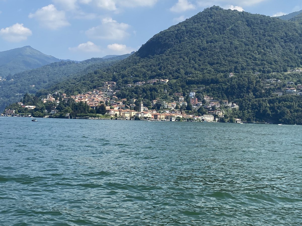 Last lake on the tour is Lake Como which is beautiful with steep sided cliffs and pretty lakeside towns.