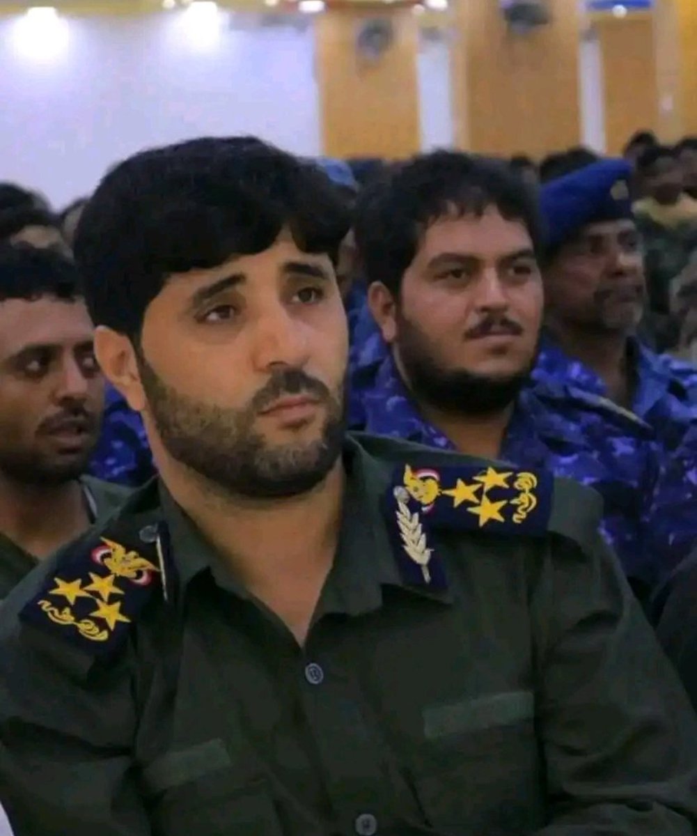 هل تعلم من هو أبو علي الكحلاني ؟
كان مرافق عبدالملك الحوثي 
وبعدها مشرف أمني على محافظة الحديدة وارتكب جرائم أخلاقية 
بعدها وصلت له رسائل تهديد بتصفيته 
قام الحوثيين بنقله إلى محافظة أب 
من يوم تعينه إلى الآن أكثر من 13 جريمة ارتكبها في اب منها قتل ومنها أخلاقية