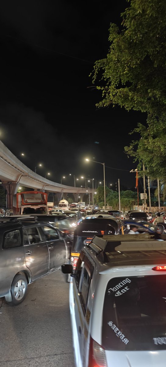 Traffic at Hyatt junction Kalina, Santacruz east