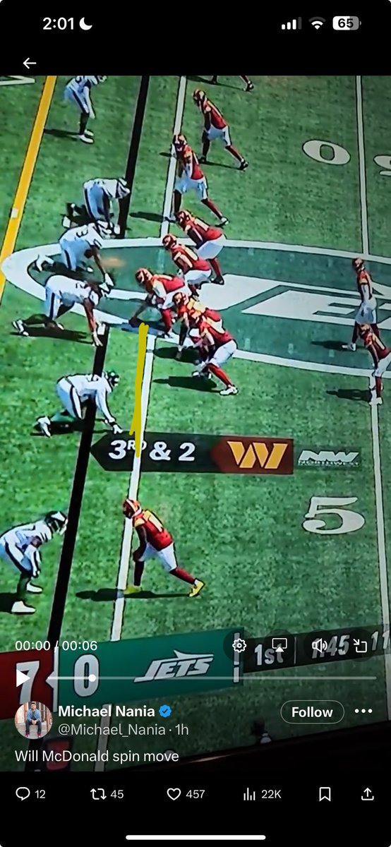 Gprez22's tweet photo. @money_gj21 @Michael_Nania I’m looking at where he behind the line of scrimmage lol. Not hard to comprehend https://t.co/Vc0Lw4uRre