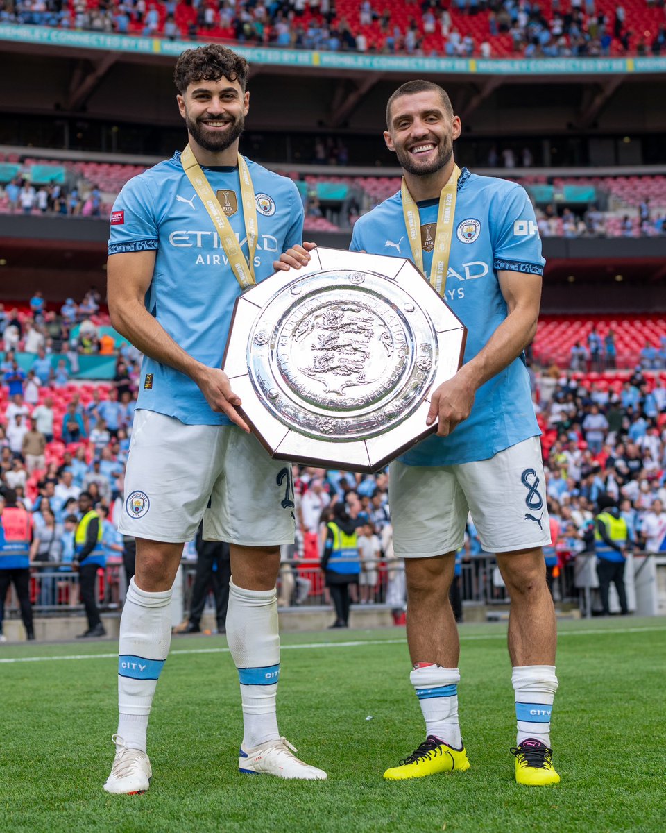 JoskoGvardiol4's tweet photo. The best way to start a season - winning a trophy! 🏆🩵

#mancity | #communityshield https://t.co/TEpp1MOFmF