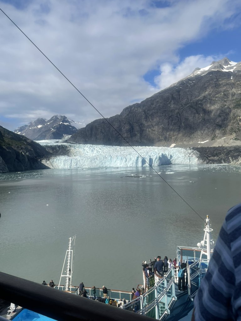 aimee_houde's tweet photo. Ice ice baby! Margerie Glacier, Alaska. https://t.co/MwLKyLVyrH