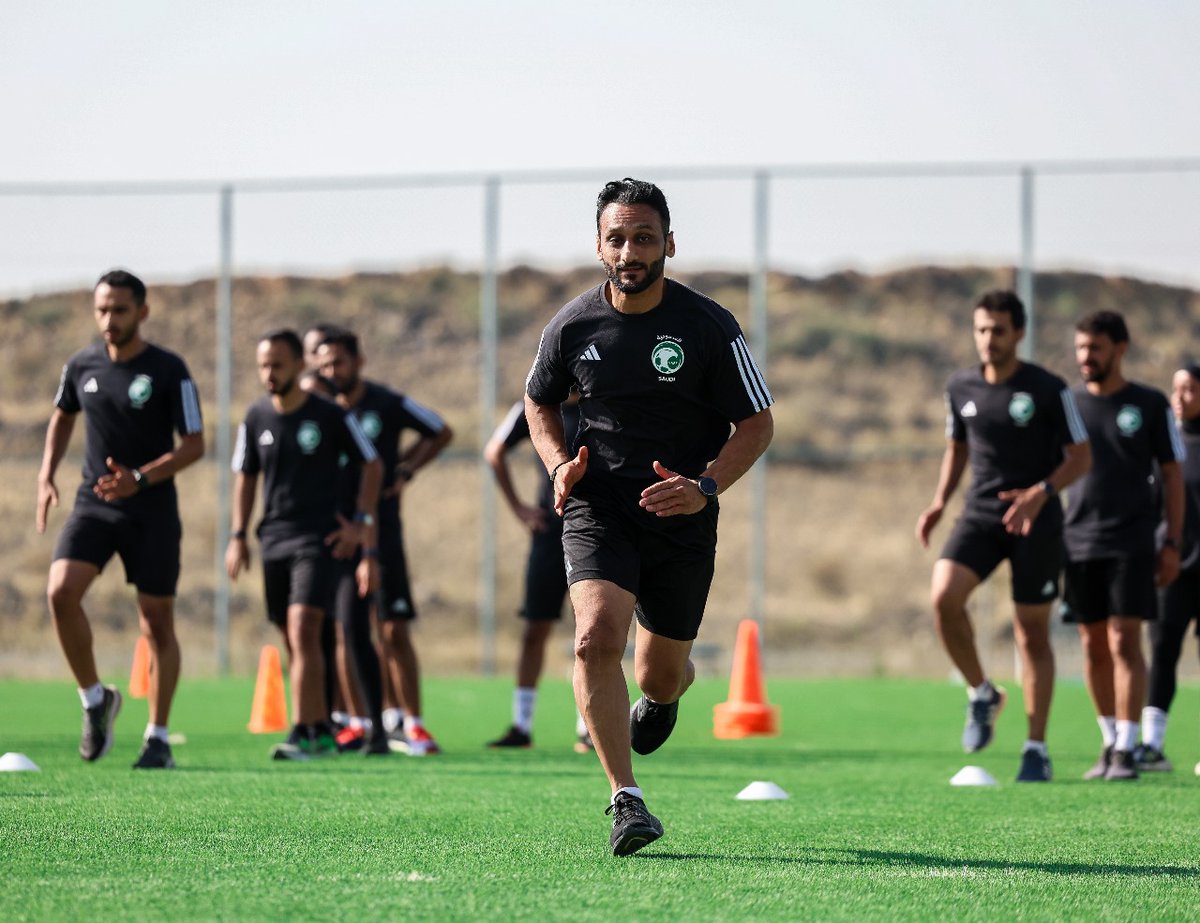 saudiFF's tweet photo. حكام @SPL وحكمات @Saudi_WPL يختتمون المعسكر الإعدادي للموسم الرياضي المقبل في مدينة أبها. 🔽
🔗- https://t.co/7FsOiKO2Gy https://t.co/Fd2tZcnzn1