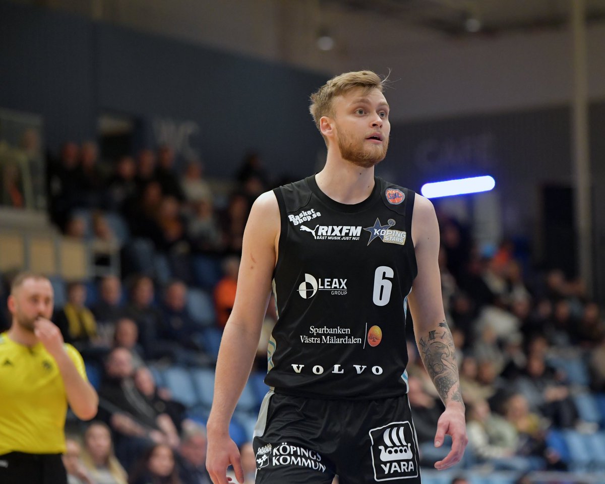 Vi tackar även Tim som nu har skrivit på för Aros Basket. Tack för 3 fantastiska år och all lycka till i fortsättningen🌟