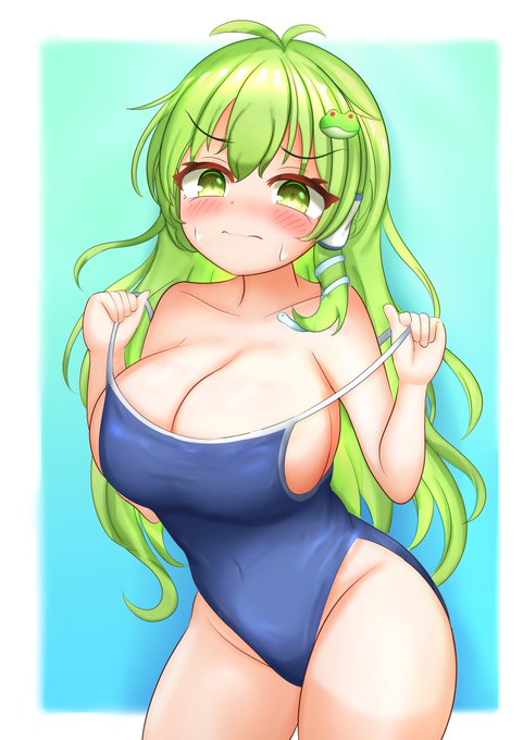 昔の水着を着る早苗さん 