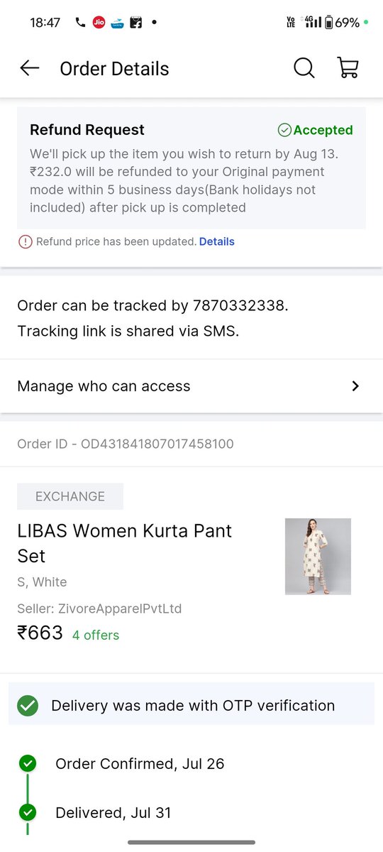 awanibharat's tweet photo. @flipkartsupport @Flipkart is doing fraud with customers. Customer care executives are helpless. No other option. Attaching pictures for proof. Purchased item in Rs. 663 and have been delivered an incorrect product. Returning the same product I am receiving Rs.232. @CimGOI @narendramodi https://t.co/DrjQEk8tos