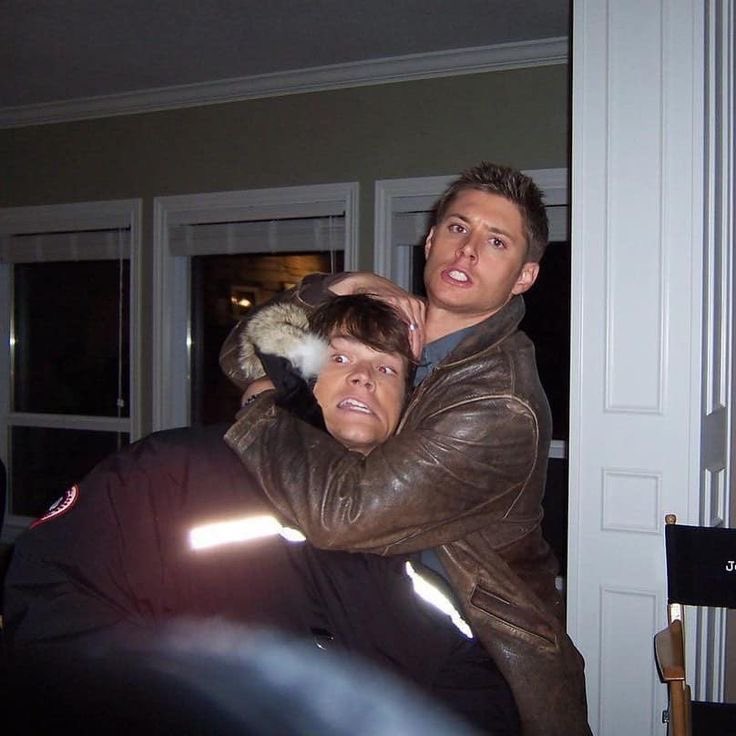 feliz aniversário migoo 🥳🥳 
nao sei fazer textinho mas vc sabe o quanto vc eh importante pra mim, sou muito mais feliz desde o momento em que voce entrou na minha vida e sou muito grato por ter voce por perto 
te amo muito gatao tmj