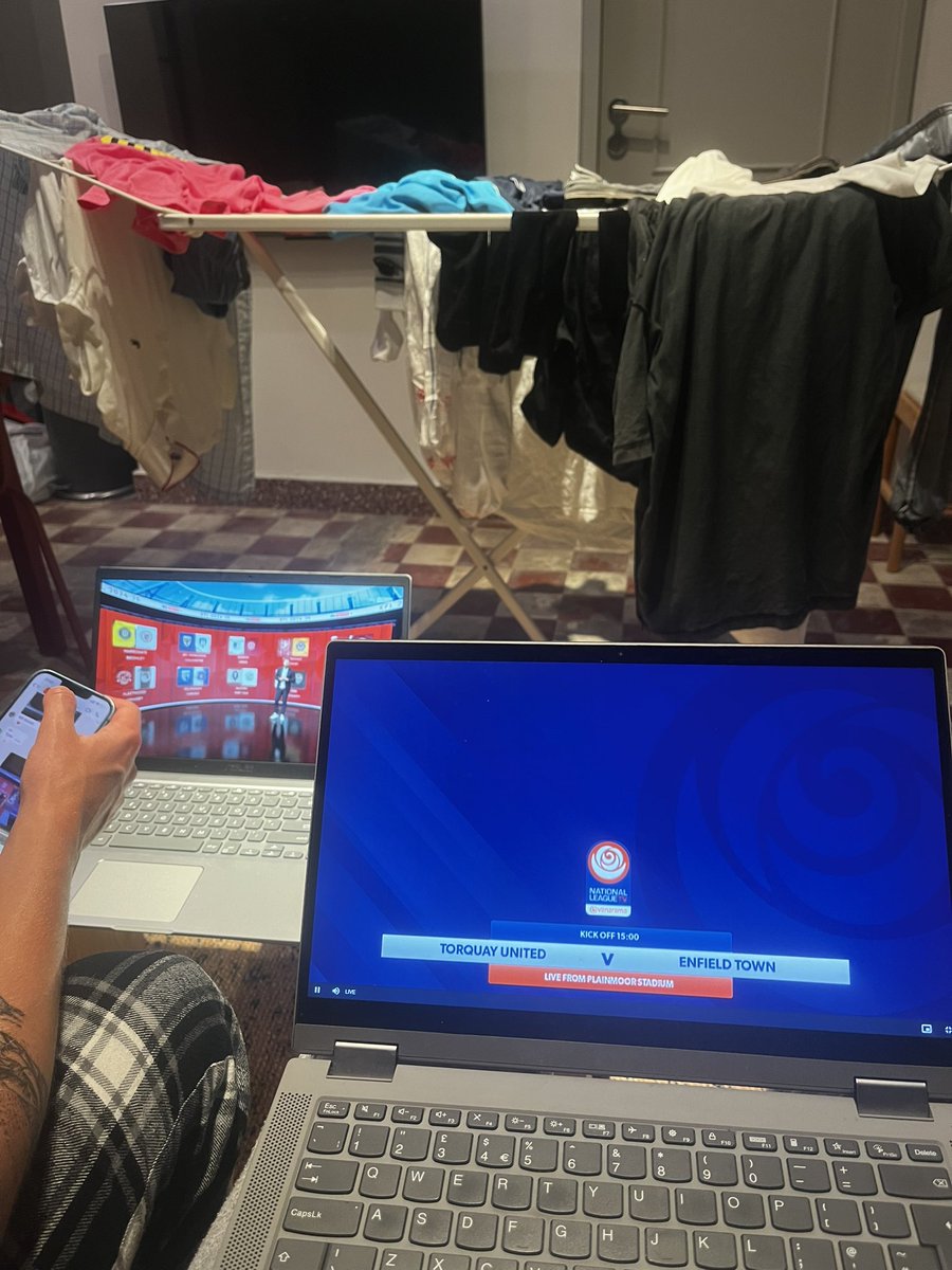 Elliotmilner33's tweet photo. Watching from 🇭🇰 it’s 10pm here, but we have our club back!💛- let’s write some history! COYY #tufc https://t.co/9TGQ6n59dC