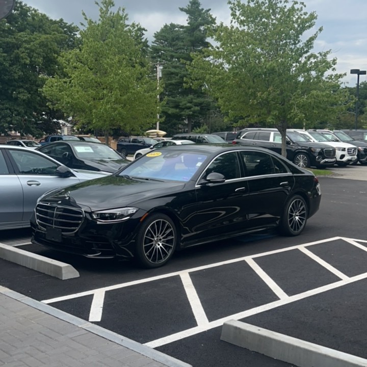 ScarboroughBenz's tweet image. ➡️ Introducing this absolutely stunning 2021 Mercedes-Benz S 580! Can you believe it has just under 17K miles?

For more details, ask for Edward Weeks at Mercedes-Benz of Scarborough!

#TestDriveReady #MercedesBenz #MBUSA