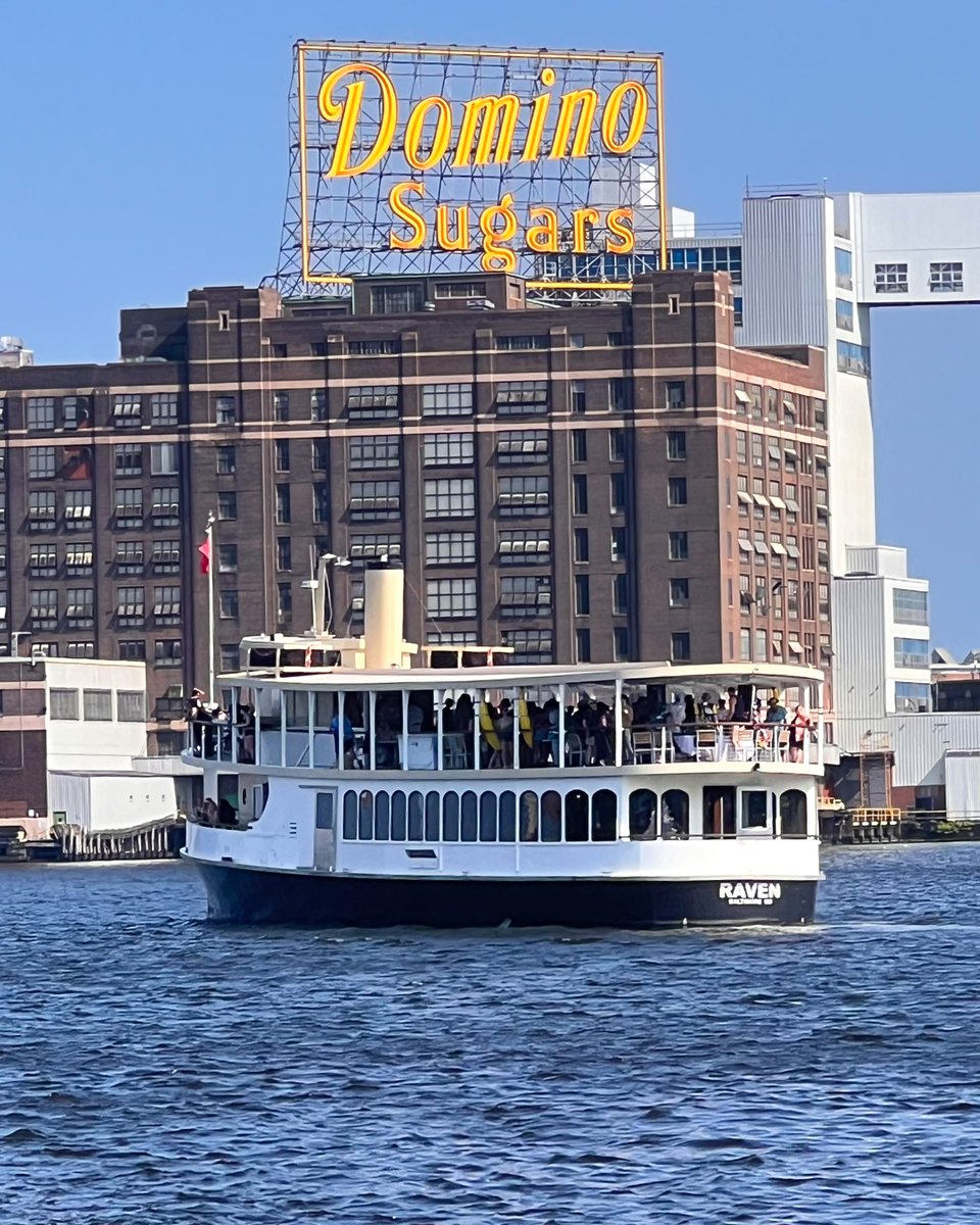 We hope you all made it through yesterday's weather safely and that this weekend is smooth sailing 🌊

#watermarkjourneys #baltimore #yacht