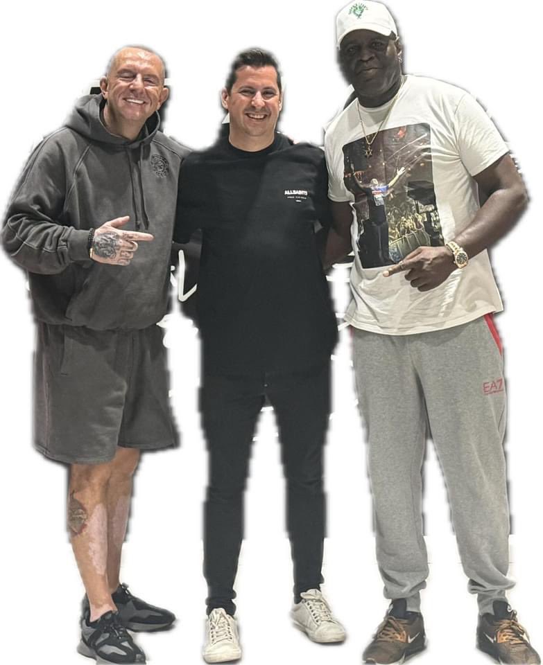 What a show last night on Centreforce Radio DAB+ last night. Big thanks to Danny Lines and Chalkie White for bringing me along for the ride 🔈🎤💪🏻👏🏻👏🏻❤️🕺🏾💃

Play it back below👇 

mixcloud.com/Centreforce883…

<a href="/Centreforce883/">Centreforce Radio</a> #house #breaks #oldskool #mixcloud #dj