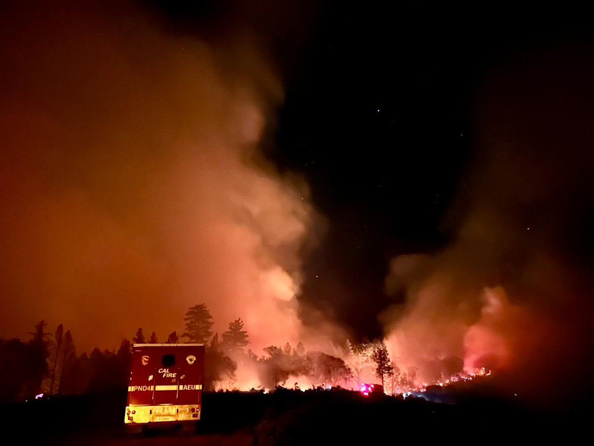 #CrozierFire (8/10 - 7a.m.) Update

The fire is currently 1960 acres and 8% contained. 

El Dorado County, CA - Government has launched a #CrozierFire dedicated webpage on the County website as a one-stop information center. Please visit and bookmark:  eldoradocounty.ca.gov/County-Governm…