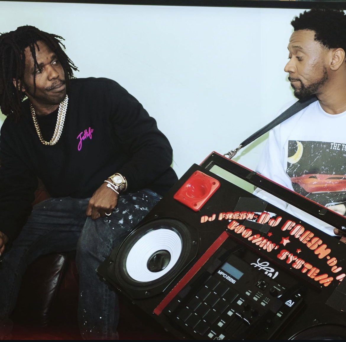 DJFreshX3's tweet image. 20 more days. 480 more hrs. Till we drop me x @CurrenSy_Spitta The Tonite Show sequel. And we just added a very special special surprise to the album for all of the real supporters and love ones.
AUG 30th 🛩️🛩️🛩️🌙🌙🌙