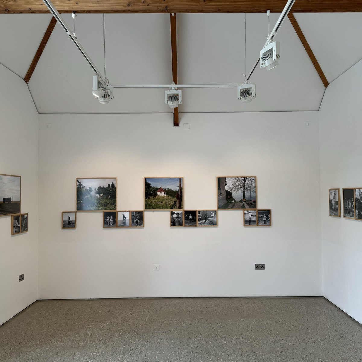 SimonStanding's tweet image. Lovely to see Colin Robins’ and Oliver Udy’s ARL exhibition at Kestle Barton, Cornwall. Thoroughly recommended.