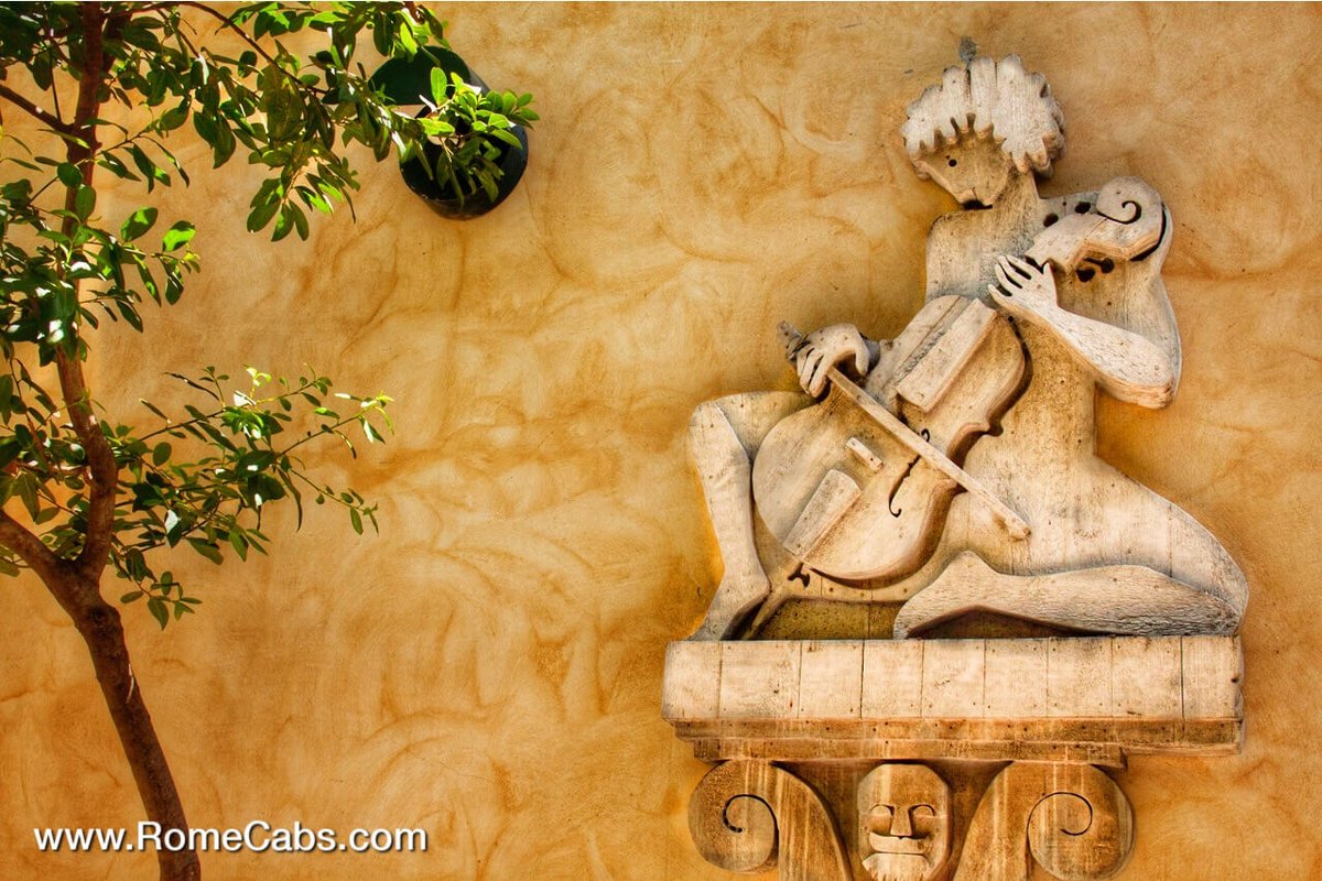 RomeCabs's tweet image. From Rome to the heart of Umbria, experience the rich flavors &amp;amp; history of Orvieto wines on this unforgettable tour! 🍇✨ 

romecabs.com/tours/orvieto-…

#RomeCabs #ItalyTours #WineTours #Italy