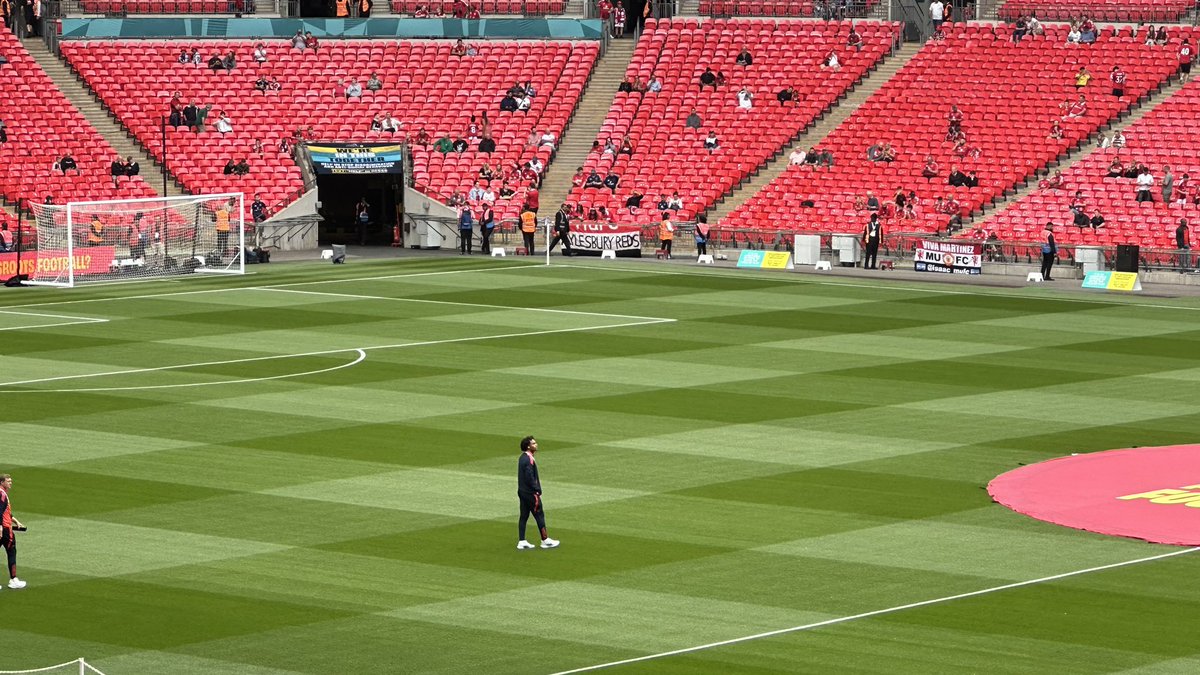 areyouabaleba's tweet photo. #MUFC https://t.co/vrOMIOdlRP