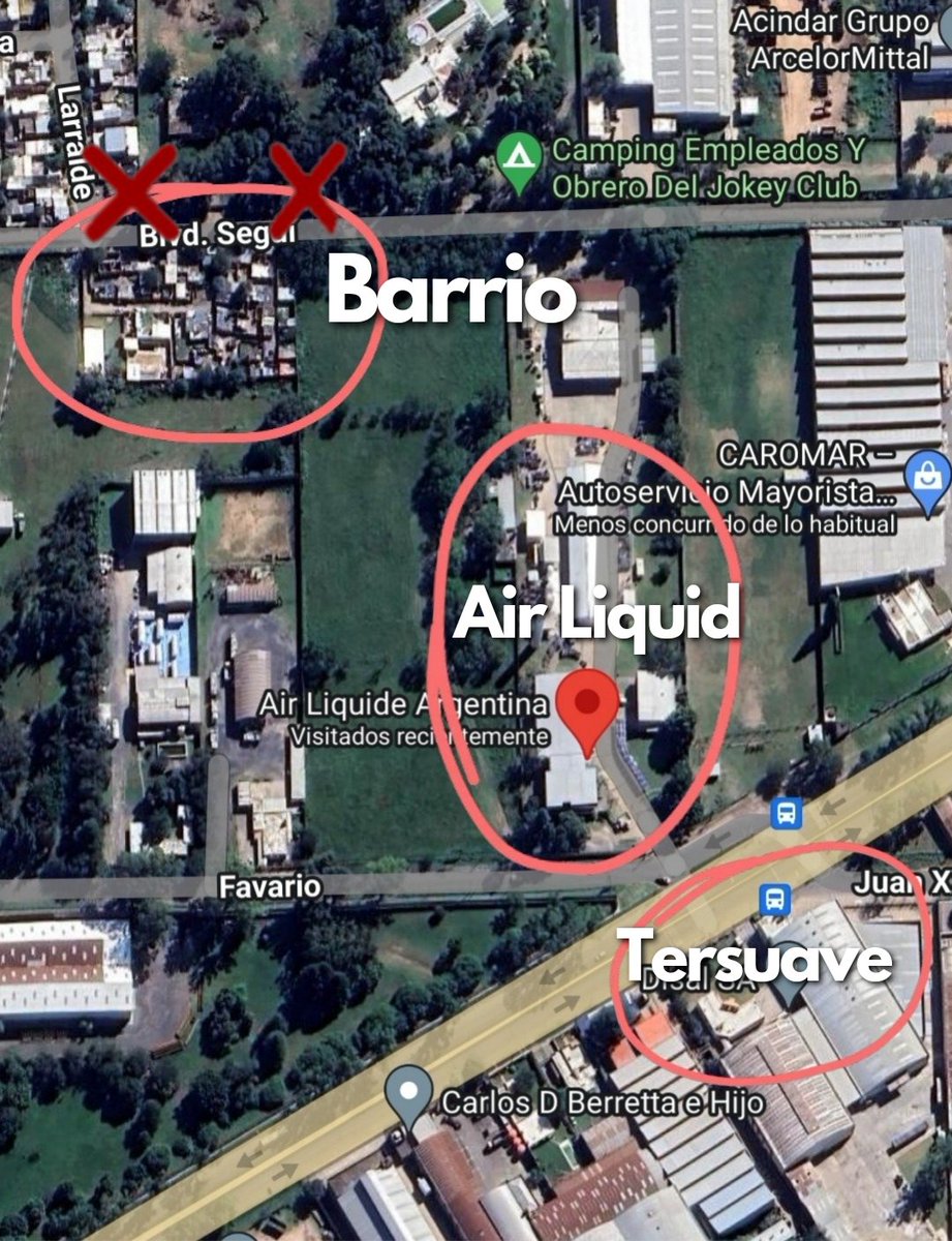 Rosariociudadok's tweet photo. Ayer Rosario pudo tener la tragedia más grande de su historia, si la avioneta chocaba contra otro sector del mismo predio, donde tienen gas licuado, gas comprimido, etc era el fin de la zona. Sumemos a TERSUAVE enfrente, y era la bomba perfecta,  no hubiera quedado NADA. https://t.co/5KQQdppDZp