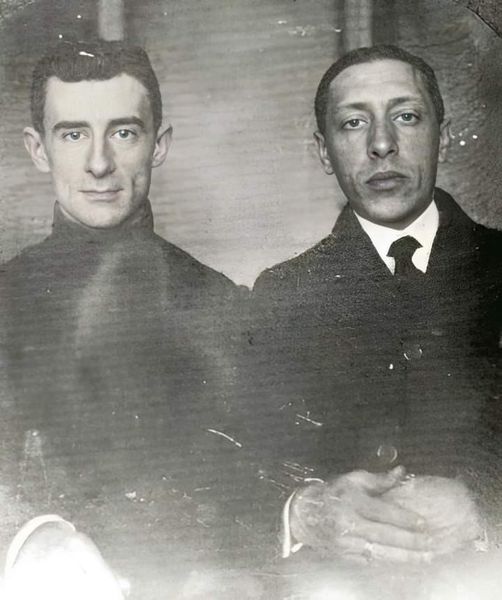 loxaruzi's tweet image. Maurice Ravel en compagnie d'Igor Stravinsky, 1910.
#Ravel #Stravinsky #musique