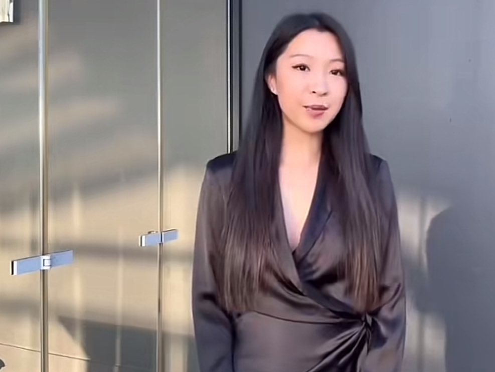 Miss SA tonight. Let’s support all contestants including Sherry Wang. Who was fortunate enough not to bear the brunt of some SAcans. The Afrofobia is real. Askies Nigeria #MissSA #Chichi #Nigeria