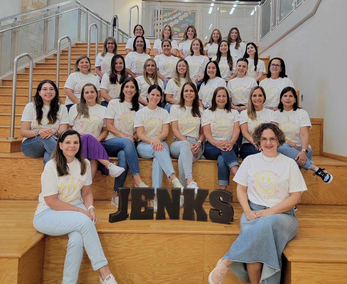 Bilingual Team 24-25 🥳