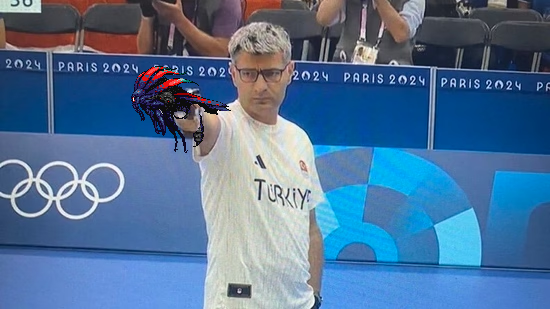 StagnationDraws's tweet photo. We all know why he was so acurate :D #DiluvianUltra https://t.co/xs6CAW5LSL