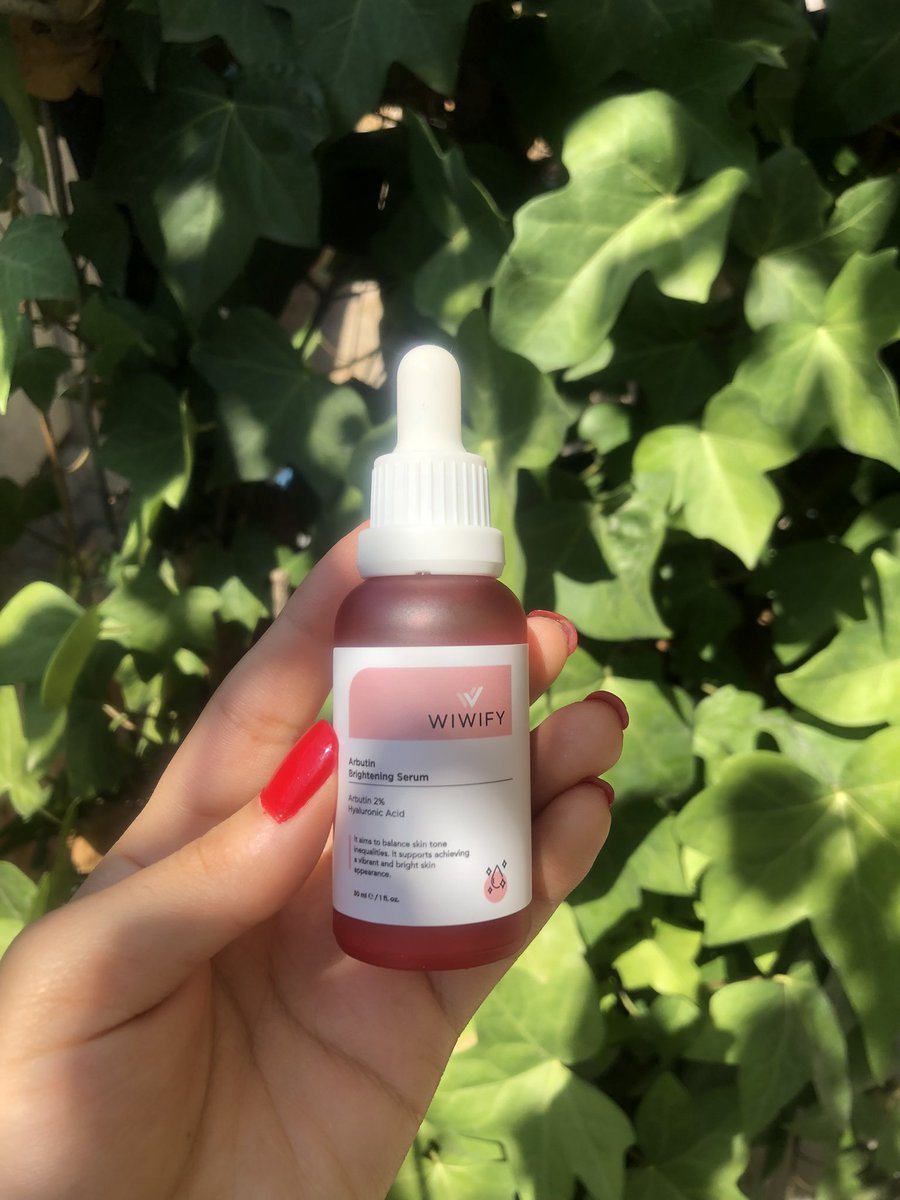 Düzenli kullanımda sivilce lekelerimi geçirip , cildime ışıltı veren arbutin serumdan ben razıyım kızlar💖 <a href="/wiwifyturkey/">WIWIFY</a> (reklamdeğilöneri)