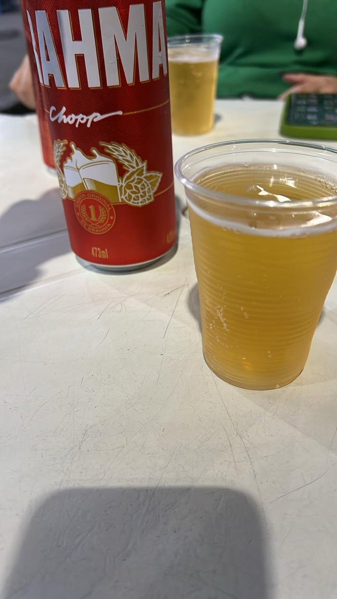 BrejasPeloMundo's tweet photo. CERVEJA NO COPO DESCARTÁVEL, PODE?

🇧🇷 Olaria - RJ 
📷 @RangosPeloMundo https://t.co/Fqeb4QgOF3