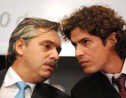 ¿Qué es lo más pornográfico del kirchnerismo?
¿Loustaeu o Alberto?