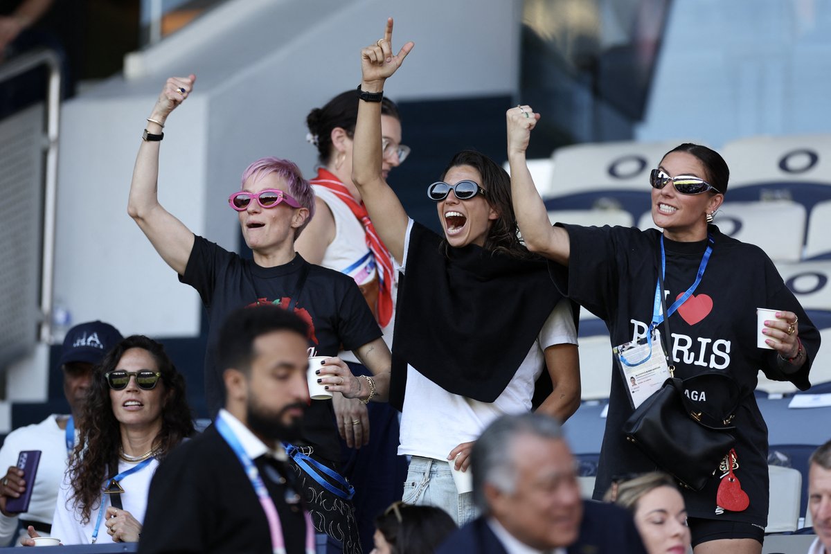 USWNT legends in the building 🇺🇸