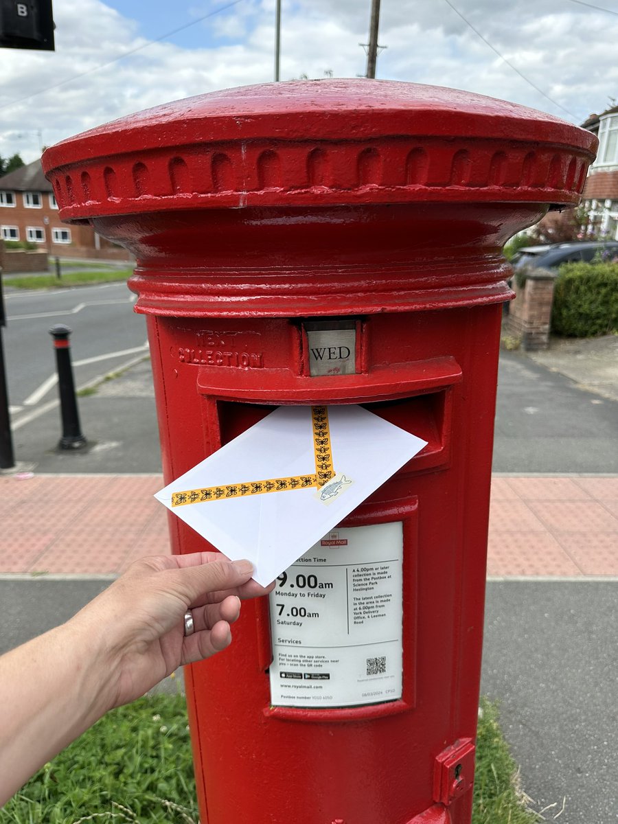 #PostboxSaturday Posting a birthday card in this slightly drunken looking postbox 📮 near Thief Lane in York earlier in the week 😊❤️
