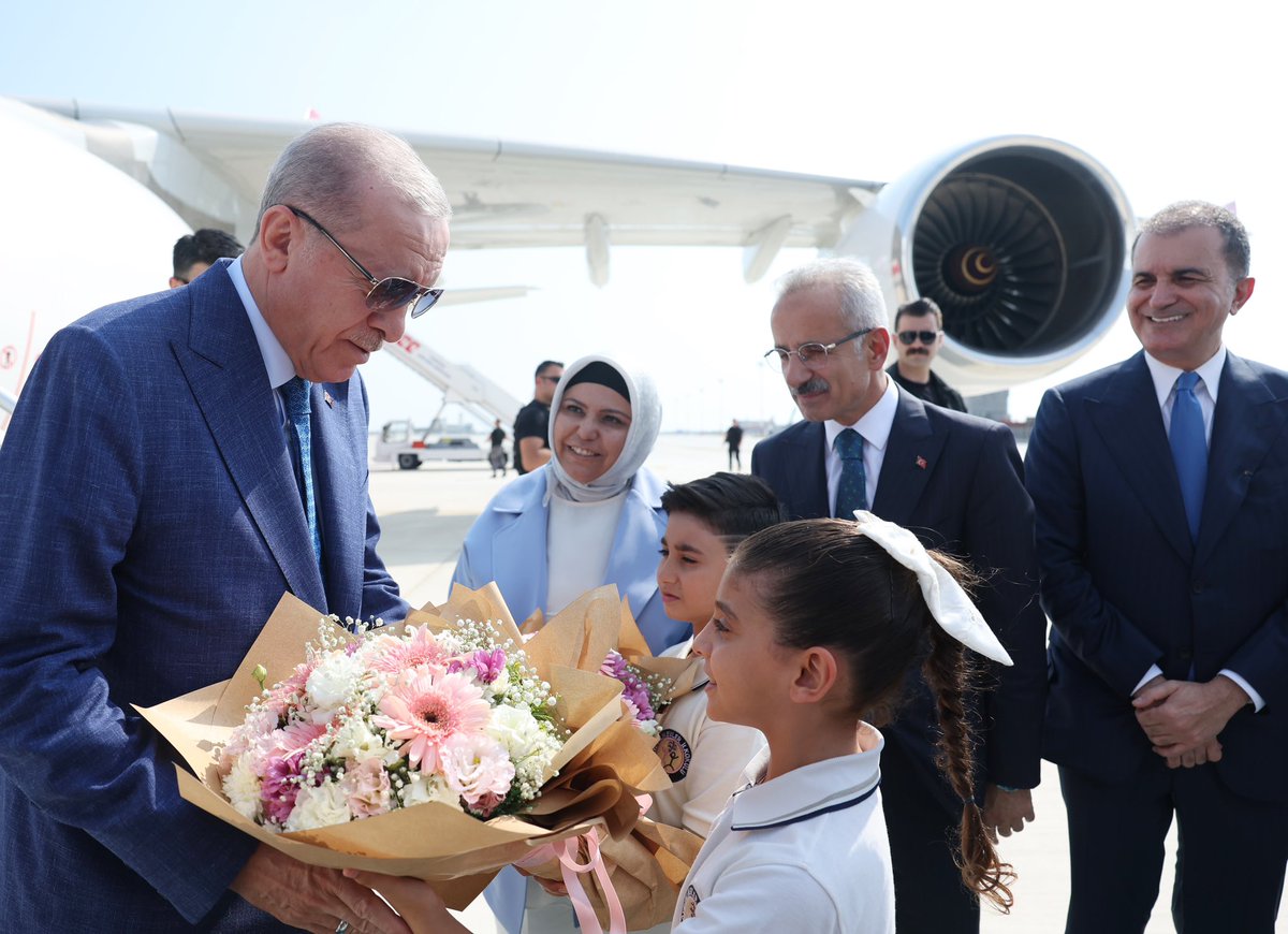 CukurovAirport's tweet photo. Büyük Gün!

Çukurova Uluslararası Havalimanı Cumhurbaşkanımız Sn. Recep Tayyip Erdoğan’ın teşrifleriyle düzenlenen törenle hizmete açıldı! https://t.co/rdOqFXeJvO