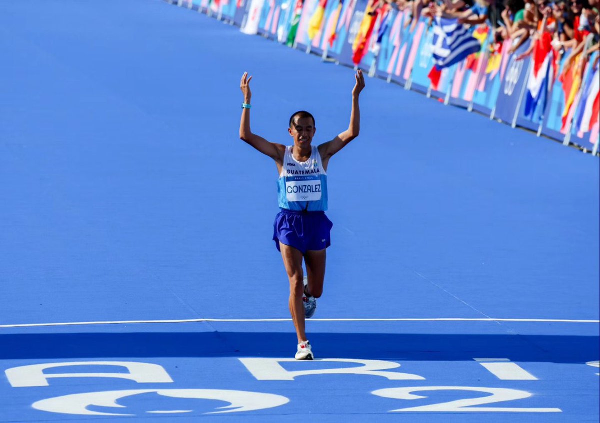 CanalAntigua's tweet photo. El atleta guatemalteco, Alberto González,  finalizó su participación en Maratón, al cerrar en el puesto 66 y con un tiempo de 2:22:12 horas.

📸 C O G

#JuegosOlímpicos #Paris2024 #AlbertoGonzalez https://t.co/ojf4qKi7ei