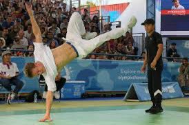 pmoutvic's tweet photo. Who’s vibing?  Dope! #Olympics2024Paris #breaking https://t.co/Cu9aqCsrYR