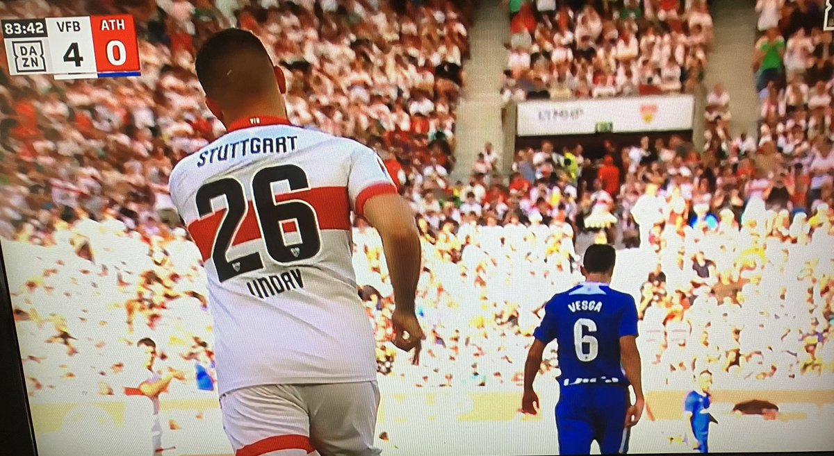 Papamicha007's tweet photo. #VfBATH #Eskalation im #Neckarstadion beim Testspiel unseres @VfB gegen @Athletic_en - The Time Has Come 💪🏻💪🏻💪🏻 He‘s back 💪🏻💪🏻💪🏻 #ForzaVfB #NurDerVfB #StuttgartInternational https://t.co/insSdR91e2