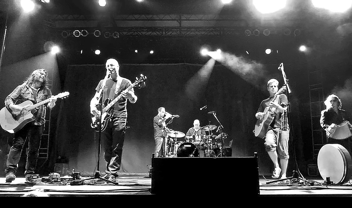 LyndaHere's tweet image. The one &amp;amp; only time (I guess I should say "so far") I ever saw the Great Big Six together onstage: OG GBS (including @DarrellPowerNL) + @krismacdrum &amp;amp; @MurrayFoster1 at Torbay, August 2012. @alanthomasdoyle  #SeanMcCann #BobHallett