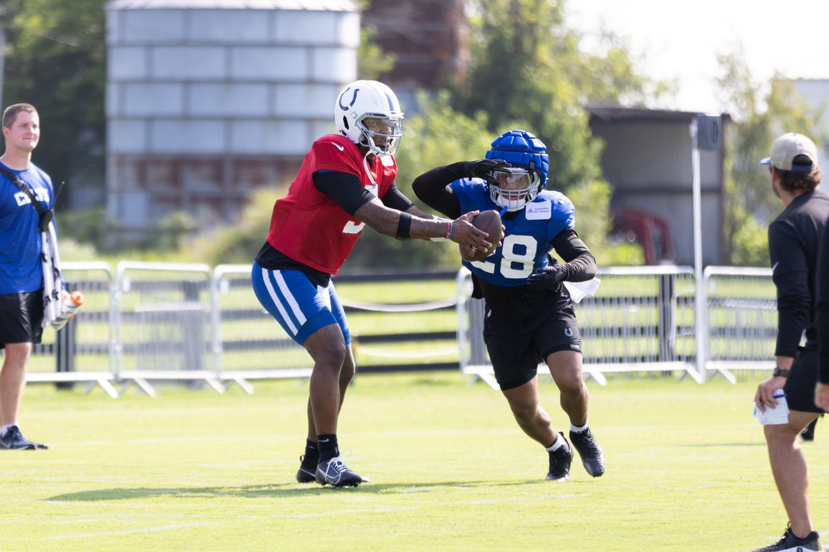 brianmcguckin's tweet photo. Recently I’ve had the opportunity to do some work with The Pivot Podcast hosted by Ryan Clark, Fred Taylor and Channing Crowder. Last week w Colts https://t.co/KIOkAQ9RVA #pivotpodcast @thepivot @Realrclark25 @OfficialCrowder @FredTaylorMade @GVOaant https://t.co/0ZvW4DrIfk