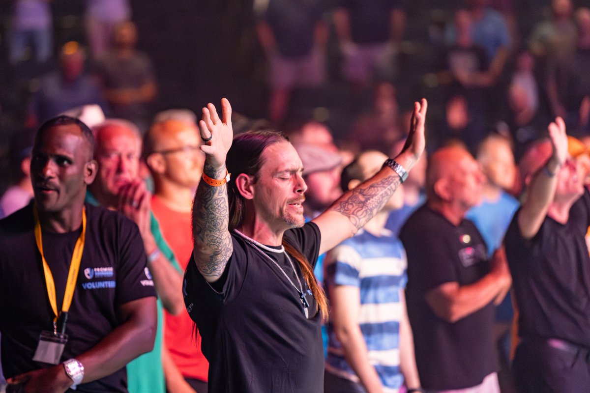 Promise Keepers tweet media