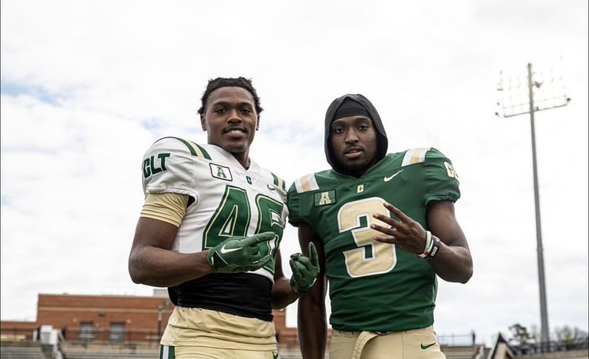 Favorite moment from today’s practice:

DB Jaavan Mack, twin brother of Jairus, recording an interception of DeShawn Purdie in 7on7s. Jairus let the defensive staff know that Javaan can play after the whistle.

Jaavan made stops at Erskine &amp; Georgia Military college before CLT.